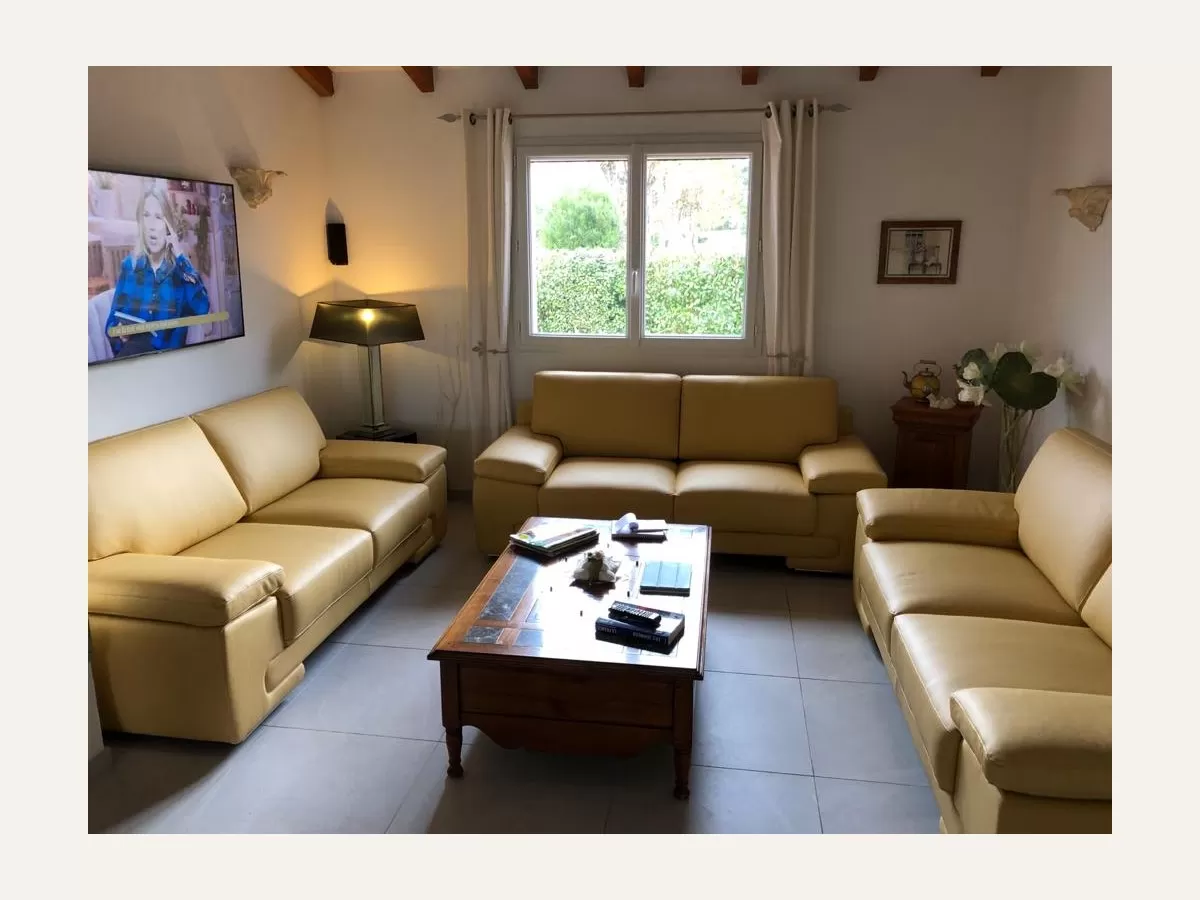 Σαλόνι με δερμάτινους καναπέδες Bilbao