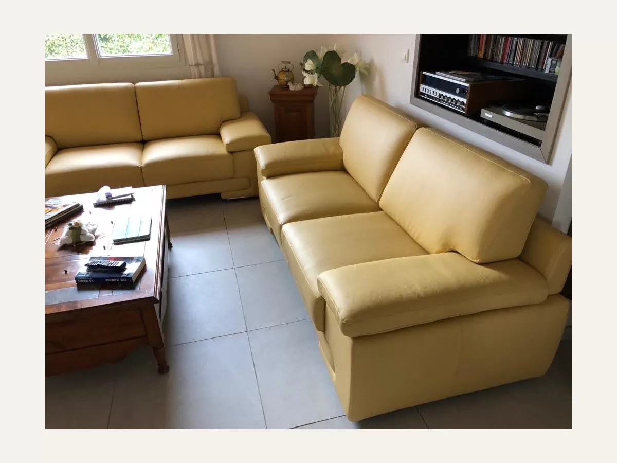 Σαλόνι με δερμάτινους καναπέδες Bilbao